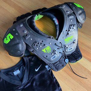 Schutt Y-Flex 4.0 Youth Shoulder Pads, size Medium